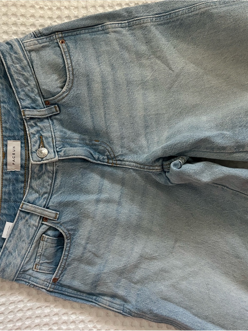 Pacsun Casey low rise baggy jeans (light wash)